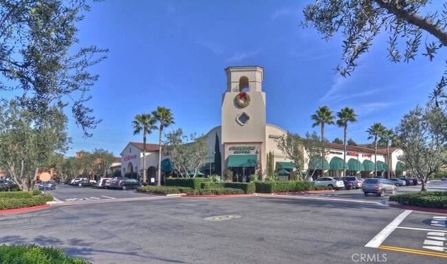 Building Photo - 70 Lupari