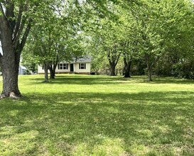 Building Photo - 297 E Carter Rd