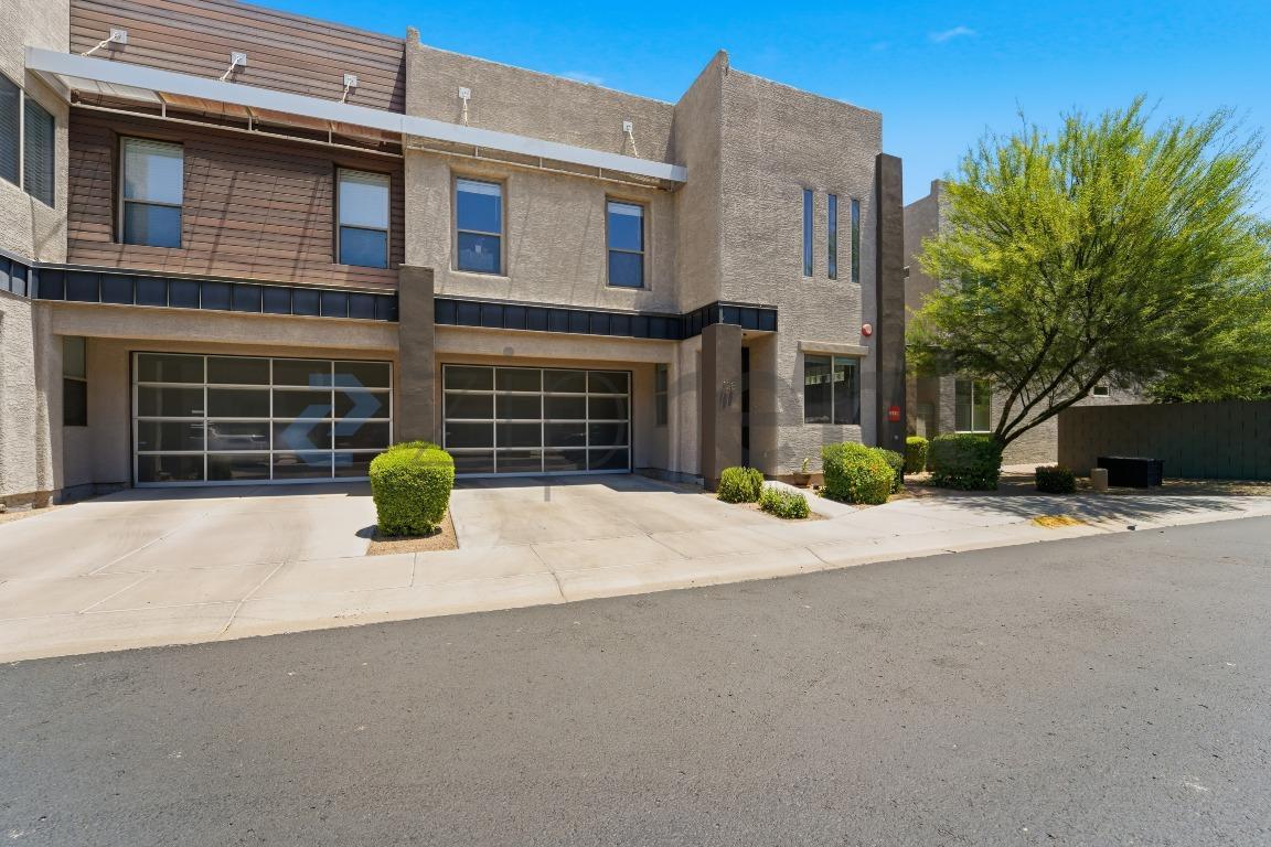 Building Photo - Unit 128