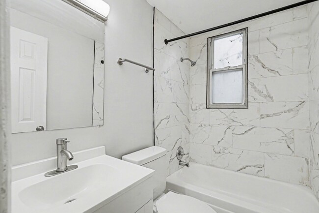 Building Photo - 3549 Harvey Ave