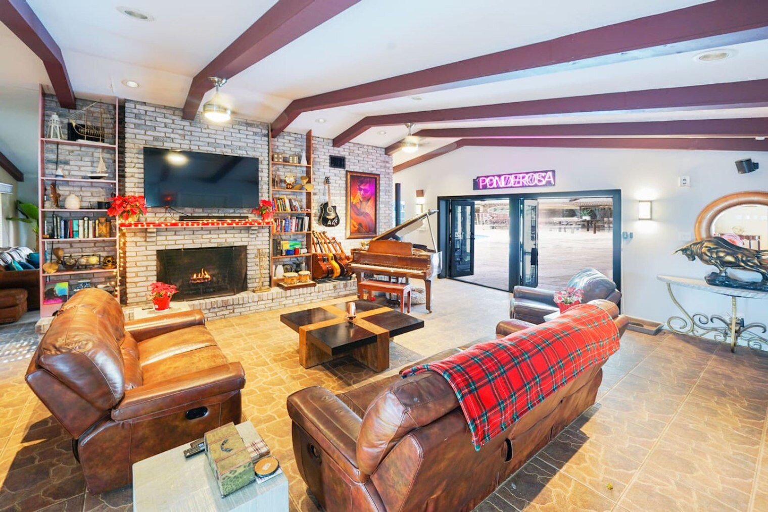 Building Photo - 4501 Briarcliff Ln