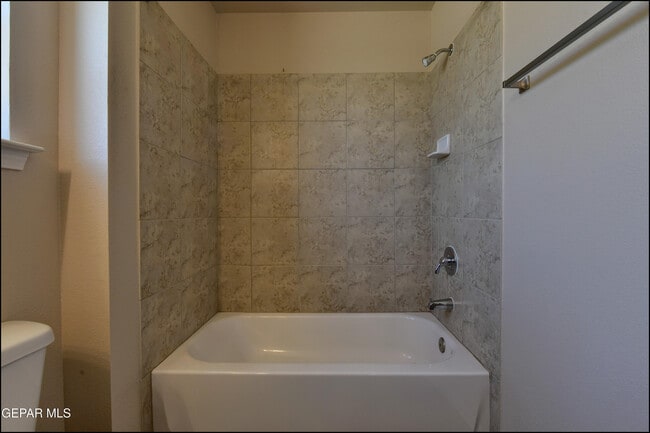 Building Photo - 741 Nuevo Desierto Dr