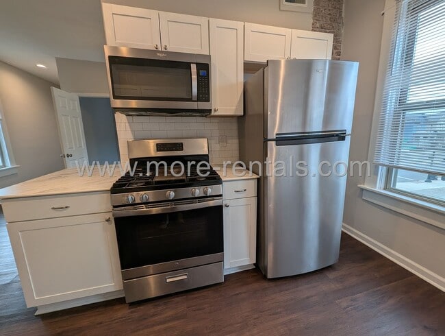 Building Photo - 1090 Parsons Ave