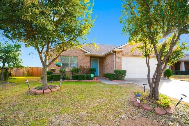 Building Photo - 1938 Castaway Dr