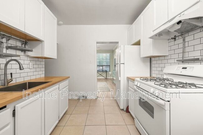 Building Photo - 210 S 200 E