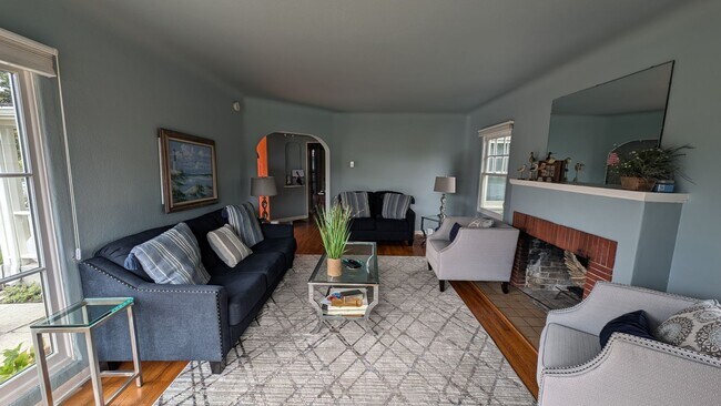 Building Photo - 203 Seaview Ave