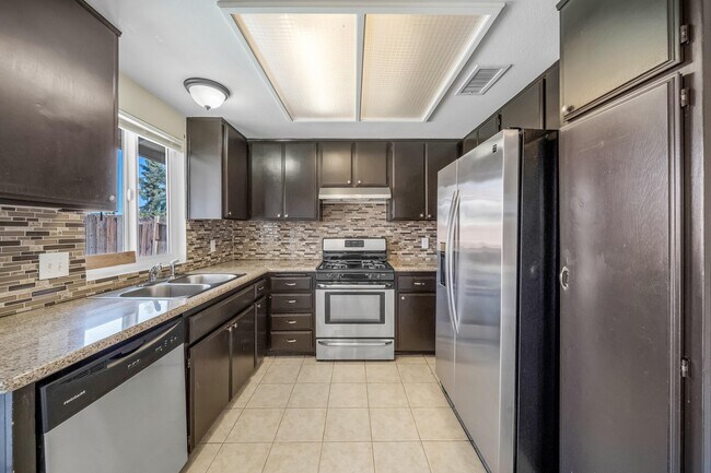 Building Photo - 81402 Palmwood Dr