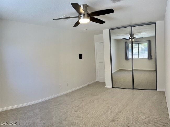 Building Photo - 1740 Camara Dr