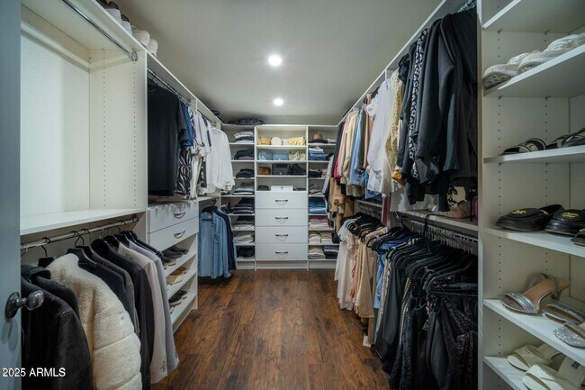 Building Photo - 11470 N 64th St