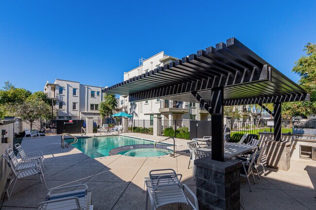 Building Photo - 4235 N 26th St