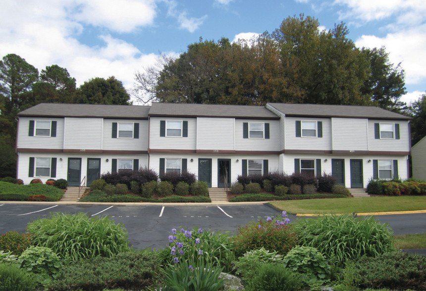 Fairview Village Apartments - Lexington, NC | Apartment Finder