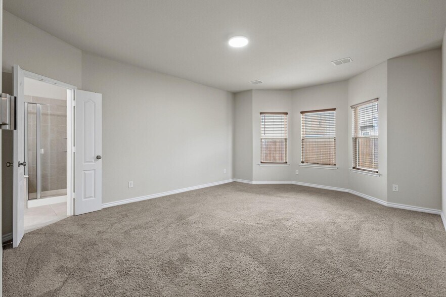 Building Photo - 3732 Fossil Tree Ln