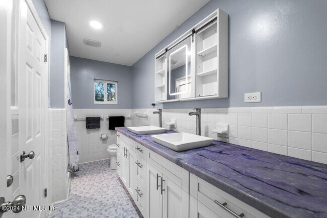 Building Photo - 4007 Aldington Dr