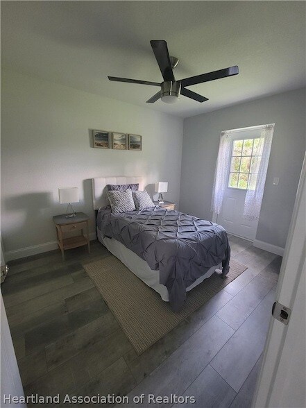 Building Photo - 3063 Morning Glory Dr