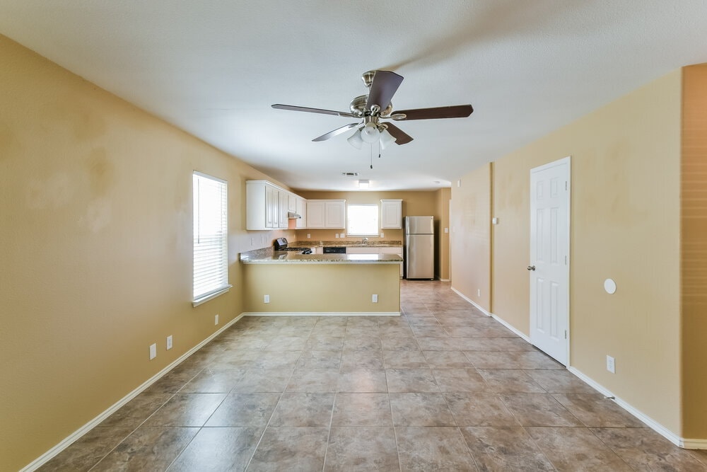 Building Photo - 5523 Red Canyon
