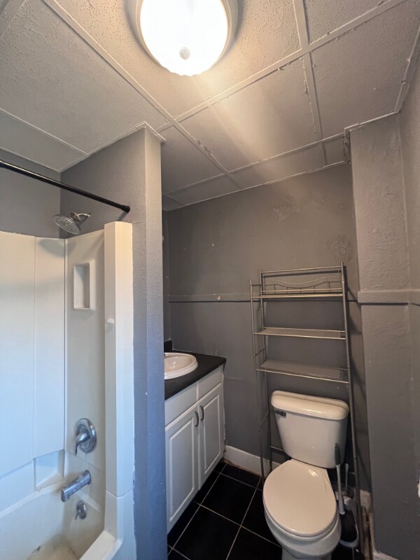 Building Photo - 515 S Westnedge Ave