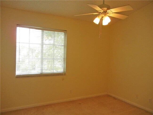 Building Photo - 5055 Palmbrooke Cir