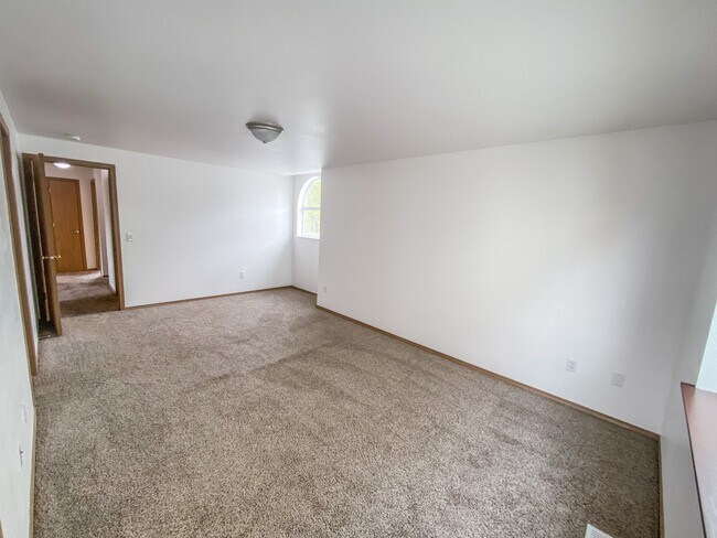 Masters bedroom - 9010 174th Street Ct E