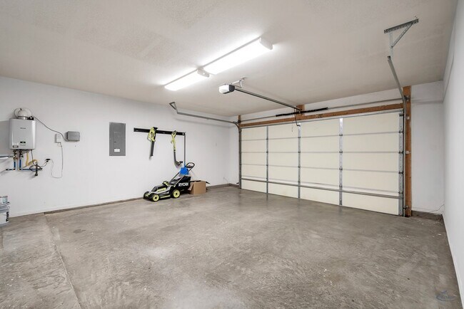 Building Photo - 7009 Perot Rnch Rd