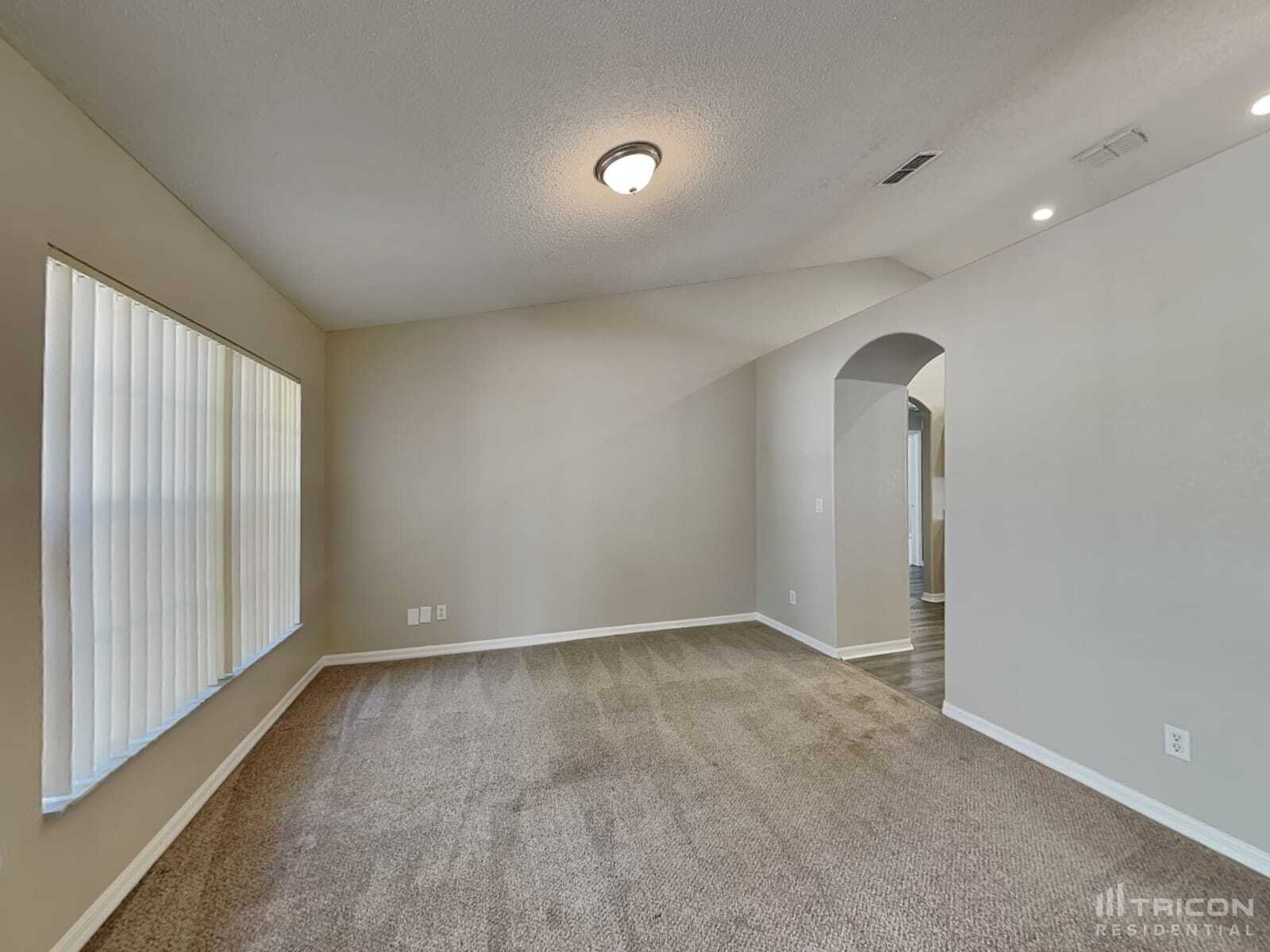Building Photo - 3408 Montano Ave