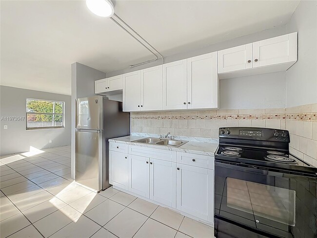 Building Photo - 2408 NW 8th St