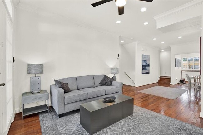 Building Photo - 3006 W Julia St