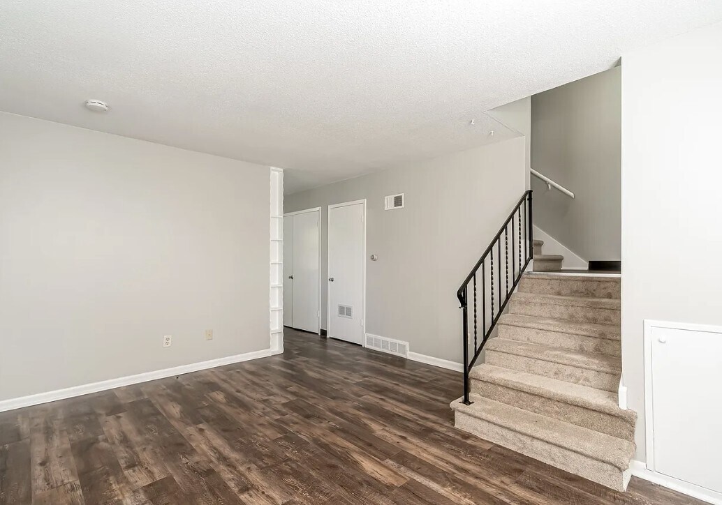 Building Photo - 2625 63rd St