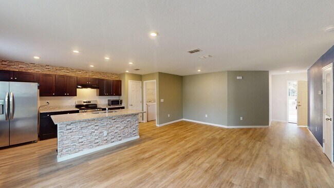 Building Photo - 3BR/ 2BA House - Jacksonville - Available NOW!