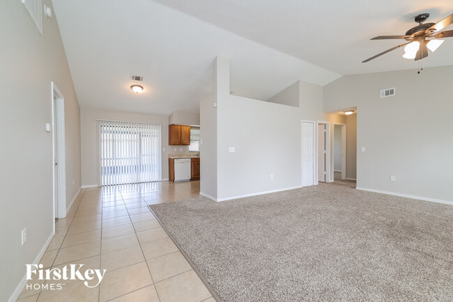 Building Photo - 267 Magellan Dr