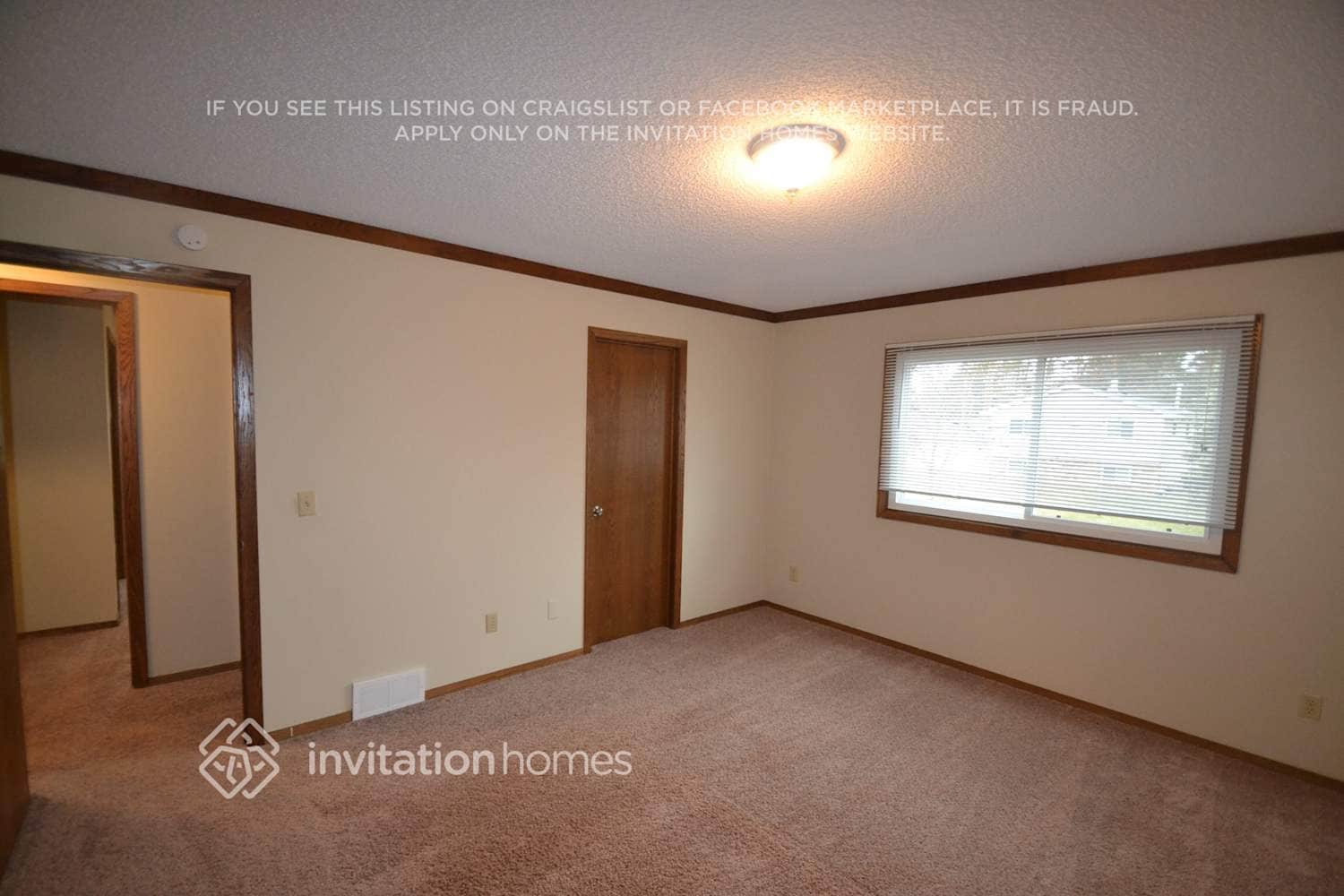 Building Photo - 11932 Pennsylvania Ave N