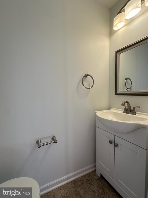 Building Photo - 25274 Gothic Square