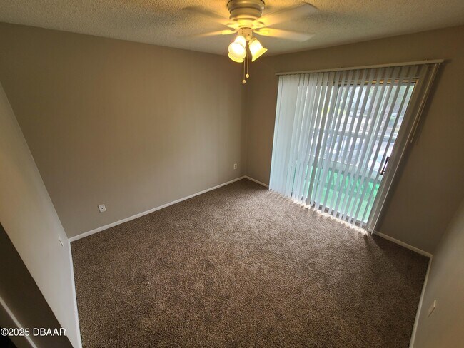 Building Photo - 1600 Big Tree Rd