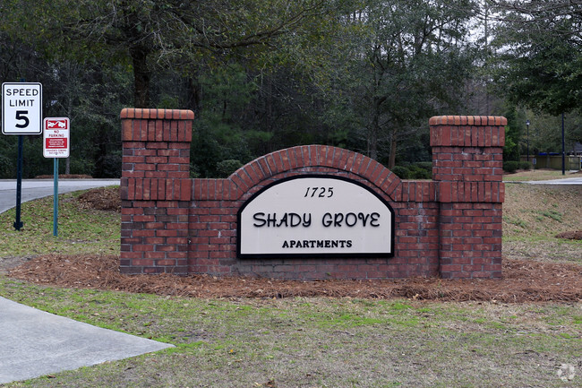 Building Photo - Shady Grove Apartments - Senior Living