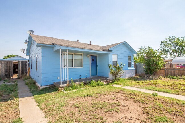 Building Photo - Great 2 Bedroom 1 Bathroom House!