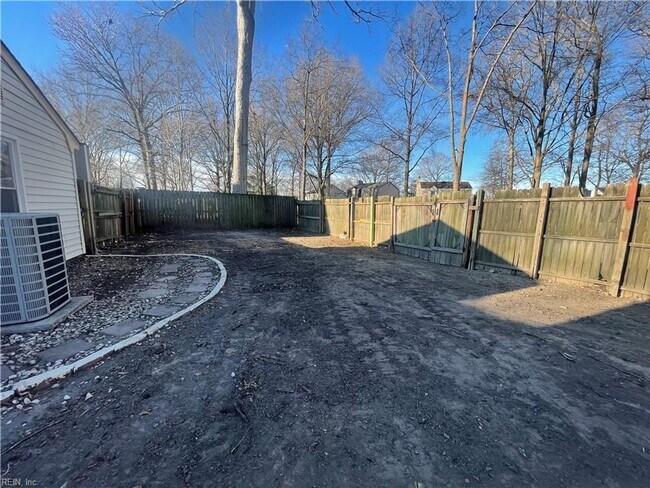 Building Photo - Modern Ranch Living in Indian Lakes - 3 Bedrooms, 2 Bathrooms