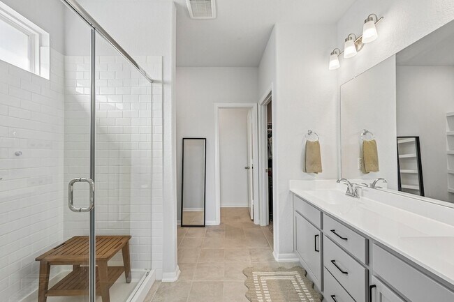 Building Photo - 409 Chardonnay Dr