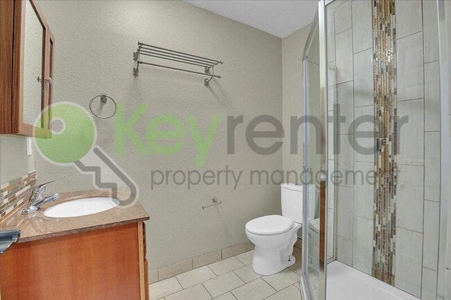 Building Photo - 3037 San Diego Way