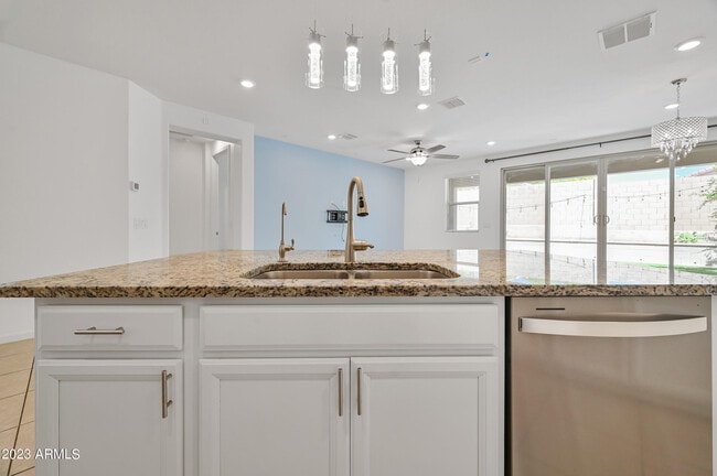 Building Photo - 20819 N 40th Dr