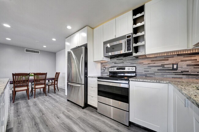 Building Photo - 516 Osprey Dr