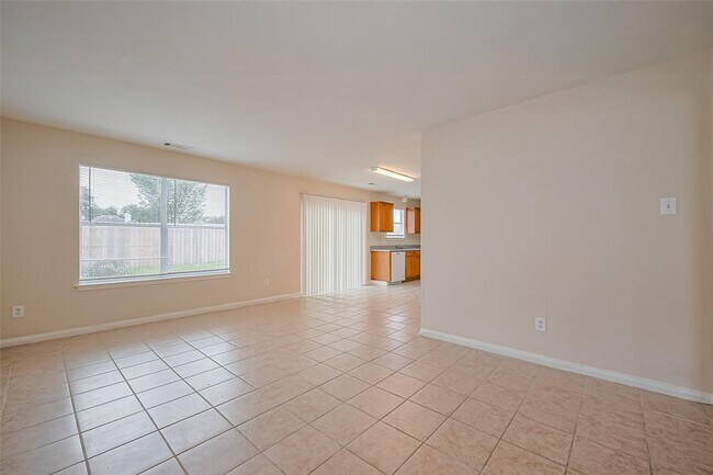 Building Photo - 7203 River Pines Dr
