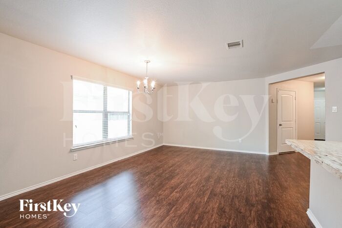 Building Photo - 20327 Louetta Reach Dr