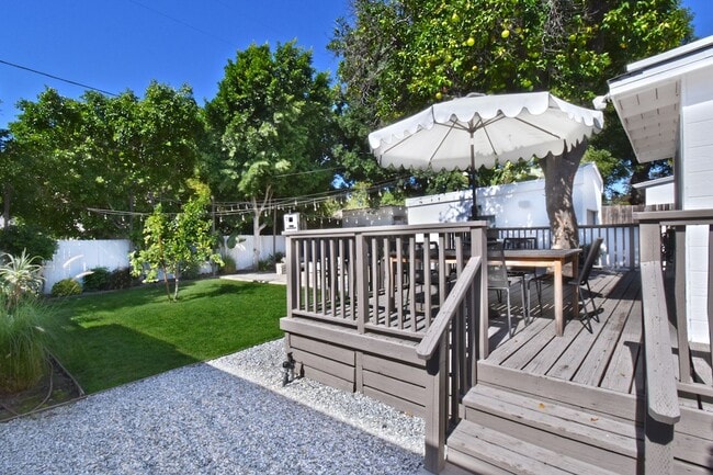 Building Photo - Stunning Spanish Home