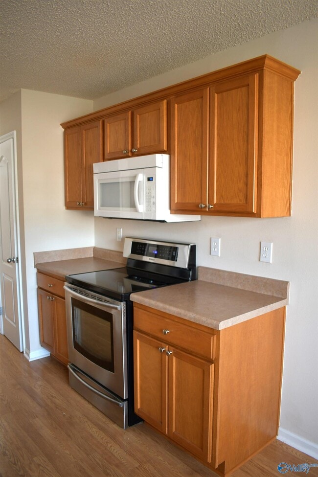 Building Photo - 117 Millside Ln NW