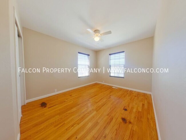 Building Photo - 7665 Capel Point