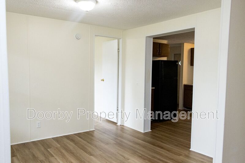 Building Photo - 5440 Harpo St