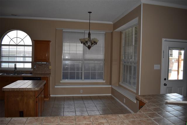Building Photo - 4207 Sarasota Ln