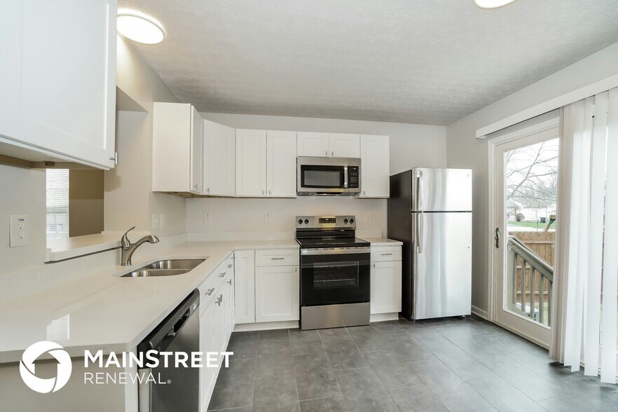 Building Photo - 7287 Candlestone Dr