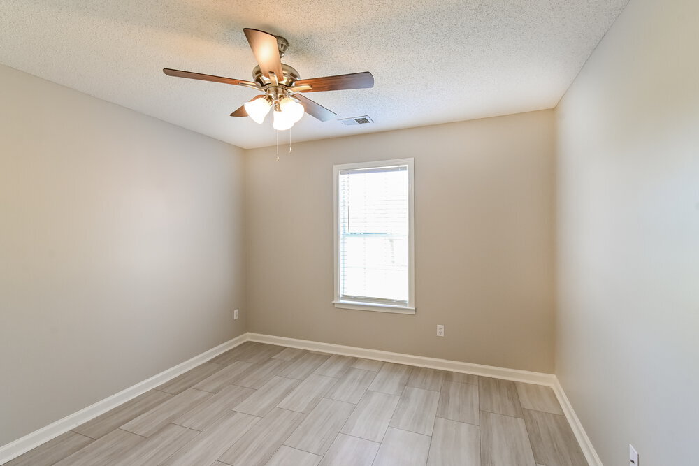 Building Photo - 70 Desoto Ave