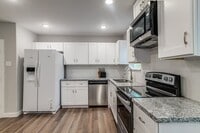 Building Photo - 5705 Breland St