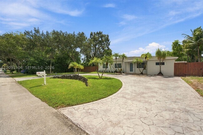 Building Photo - 7120 SW 58th St